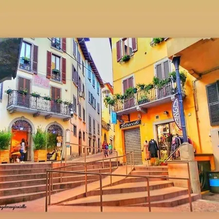 Casa Cavour Bed & Breakfast Lovere